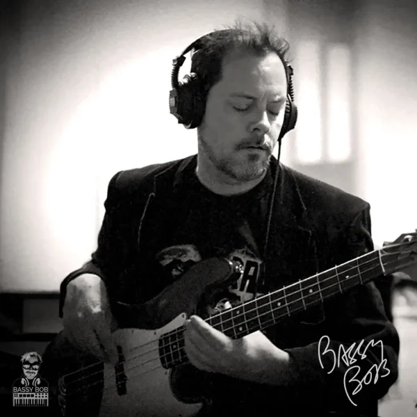 Bass-Guitar-Bob-Old-Home-Photo-Carell-V1