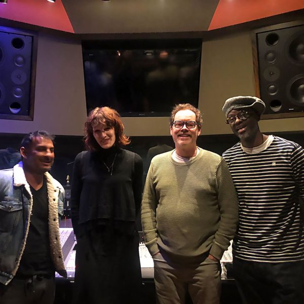 Bassy-4-People-Sutdio-Home-Photo-Carell-V1